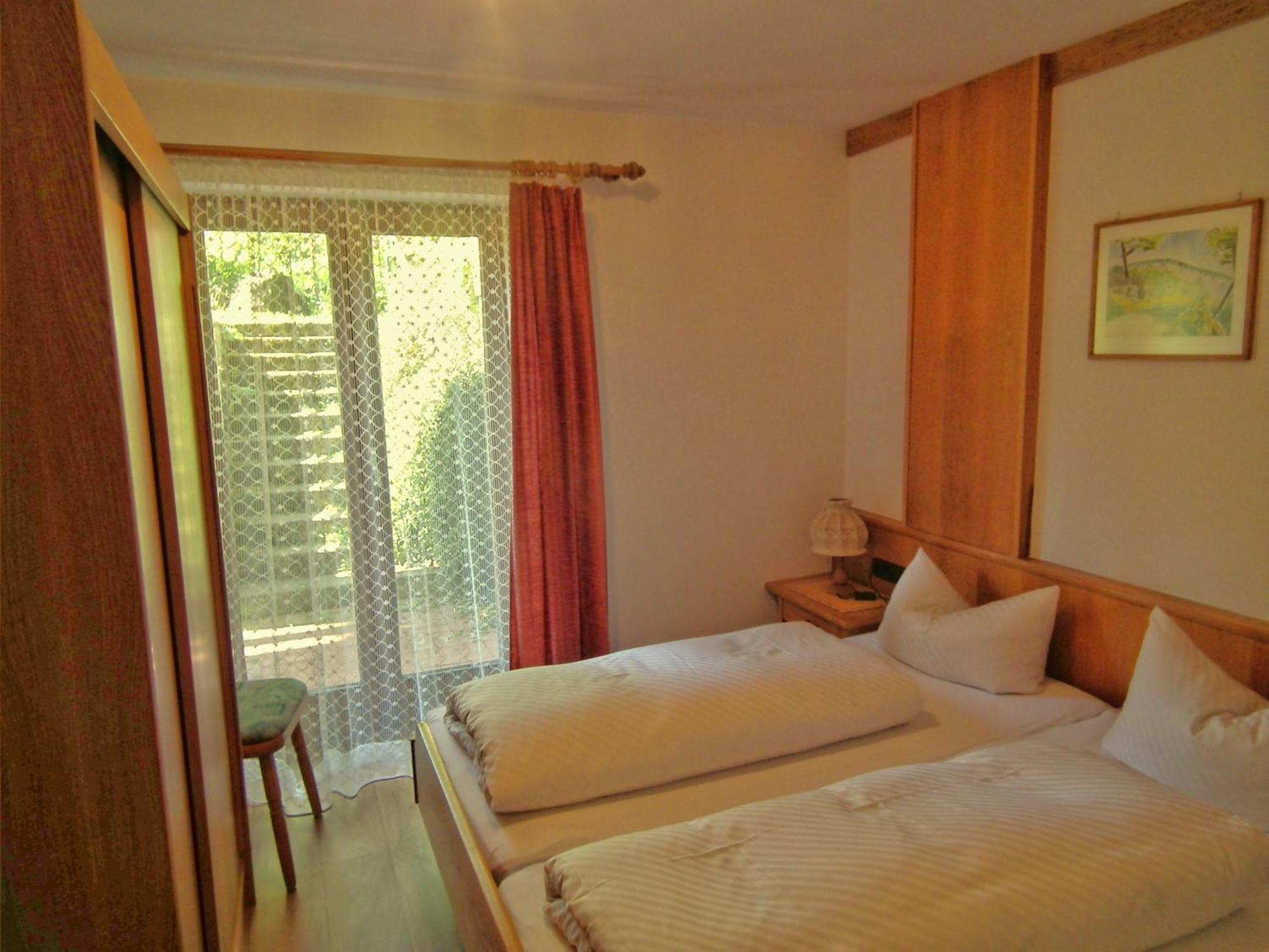 Gaestehaus Zur Faerbe Apartments Oberstdorf Rum bild